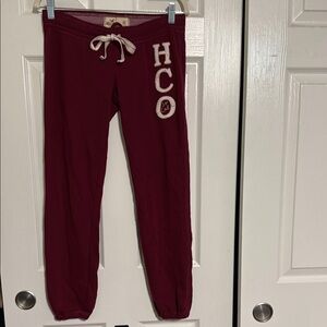 Hollister Women’s XS Maroon Sweatpants
